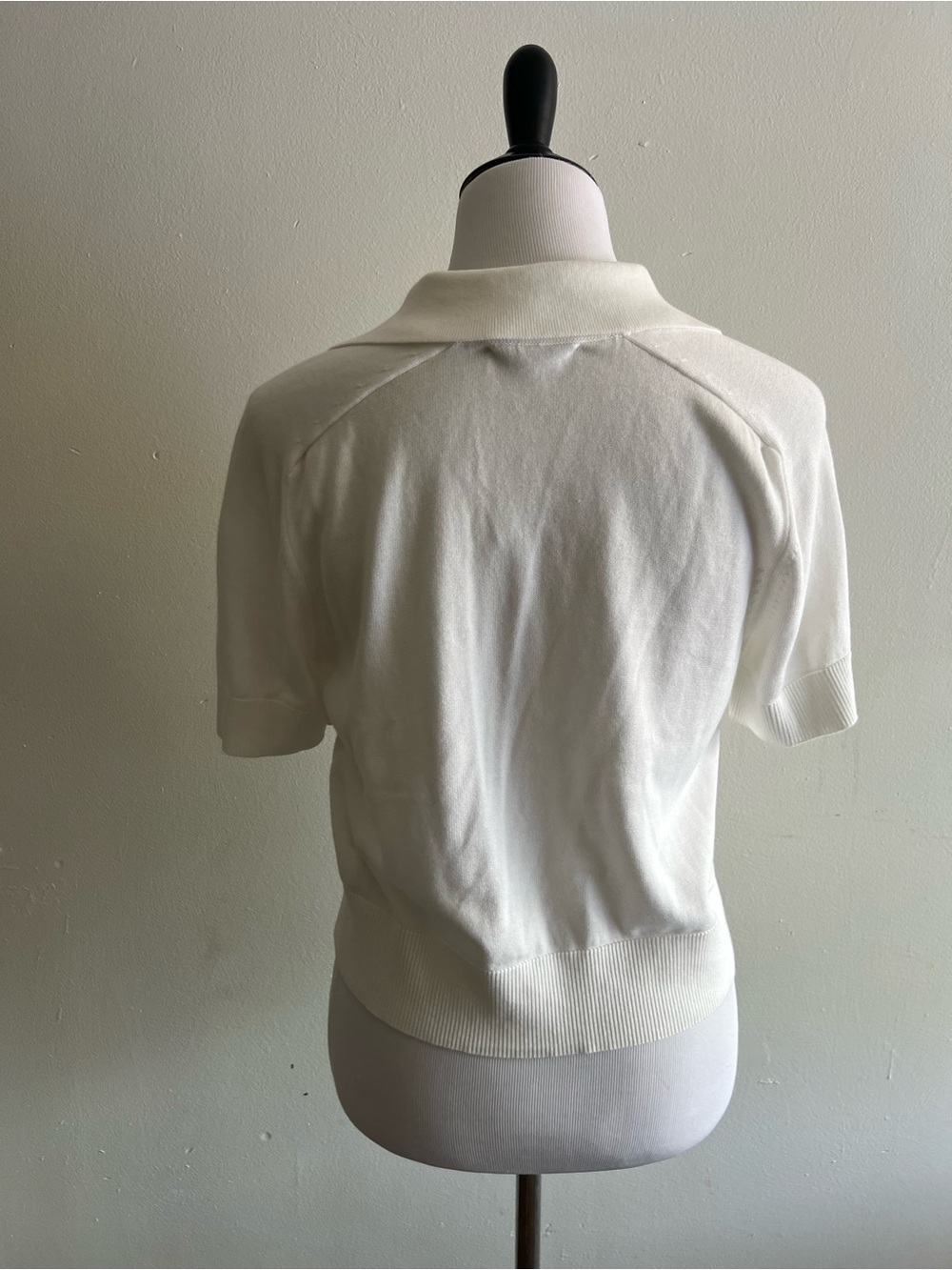 Button-Down Short Sleeve Knit Top with Yellow Lemon Motif - Picture 5 of 5